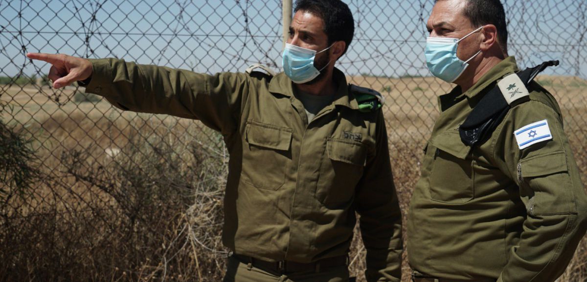 Des suspects ont franchi la barrière de sécurité de Gaza et incendié un camion