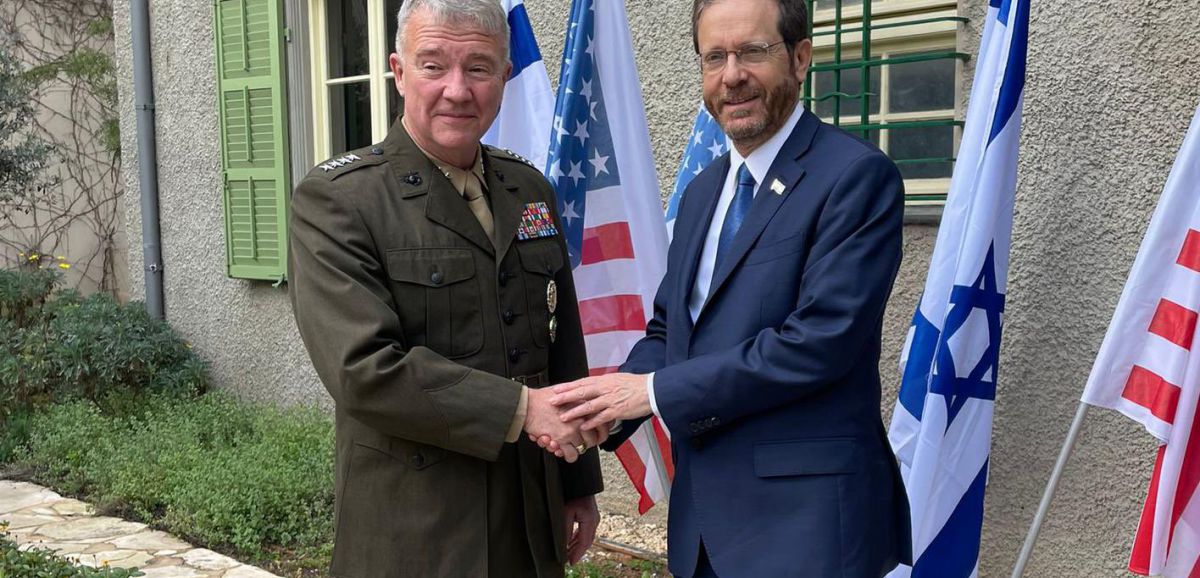 Isaac Herzog rencontre le chef du CENTCOM américain, Kenneth McKenzie