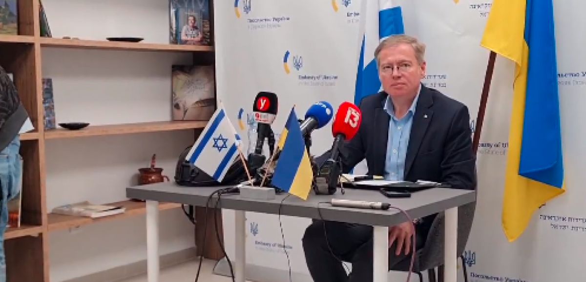 L'ambassadeur d'Ukraine en Israël remercie Bennett et affirme que Jérusalem pourrait accueillir des pourparlers