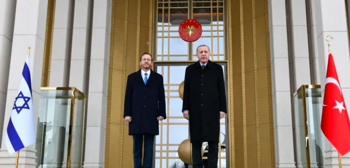 L'Hatikva jouée au palais présidentiel de Recep Erdogan pour la visite d'Isaac Herzog en Turquie