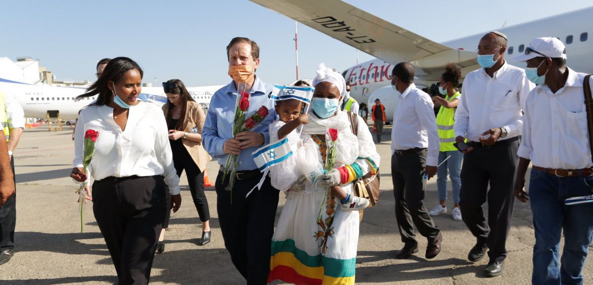 119 immigrants éthiopiens arrivent en Israël