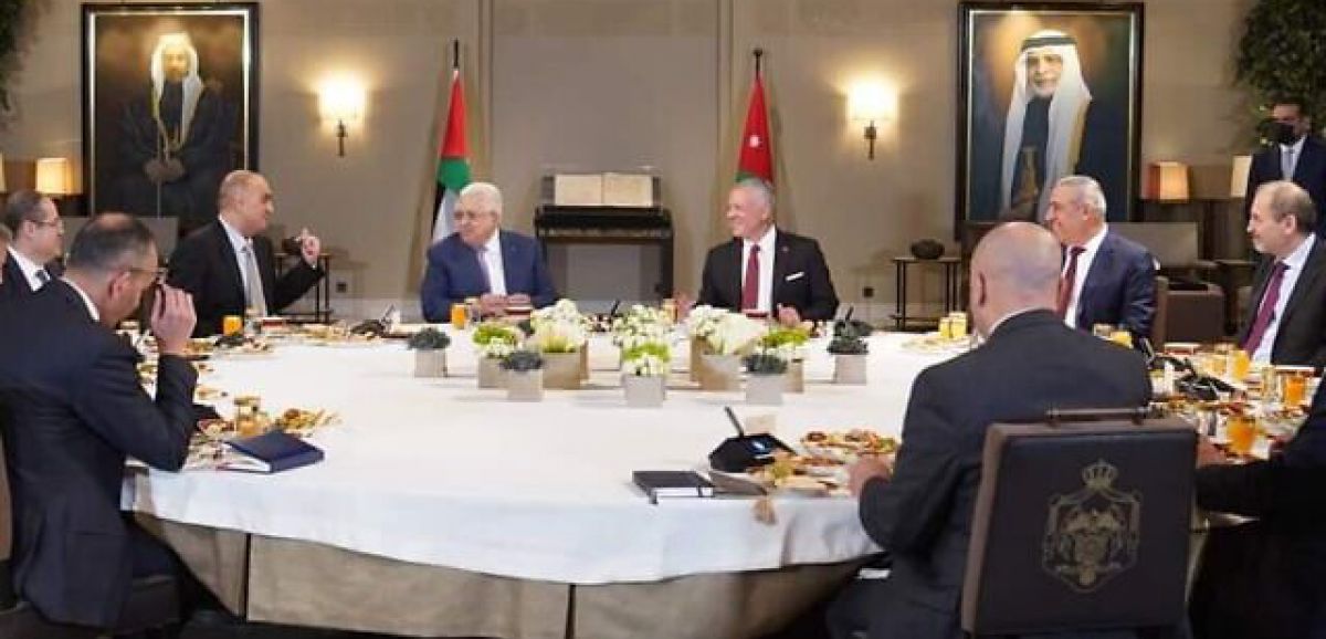 Abbas et le Roi Abdallah II se rencontrent à Amman et discutent des "moyens de défendre Jérusalem"