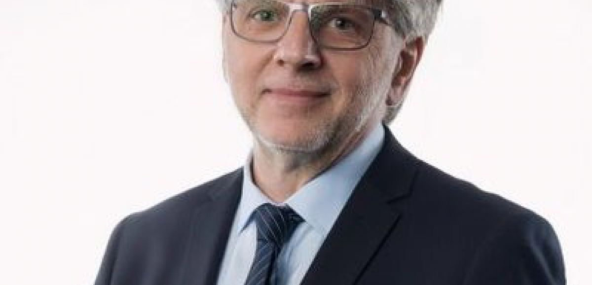 Serge Siksik du parti Reconquête candidat dans la 8e circonscription des Français de l'étranger