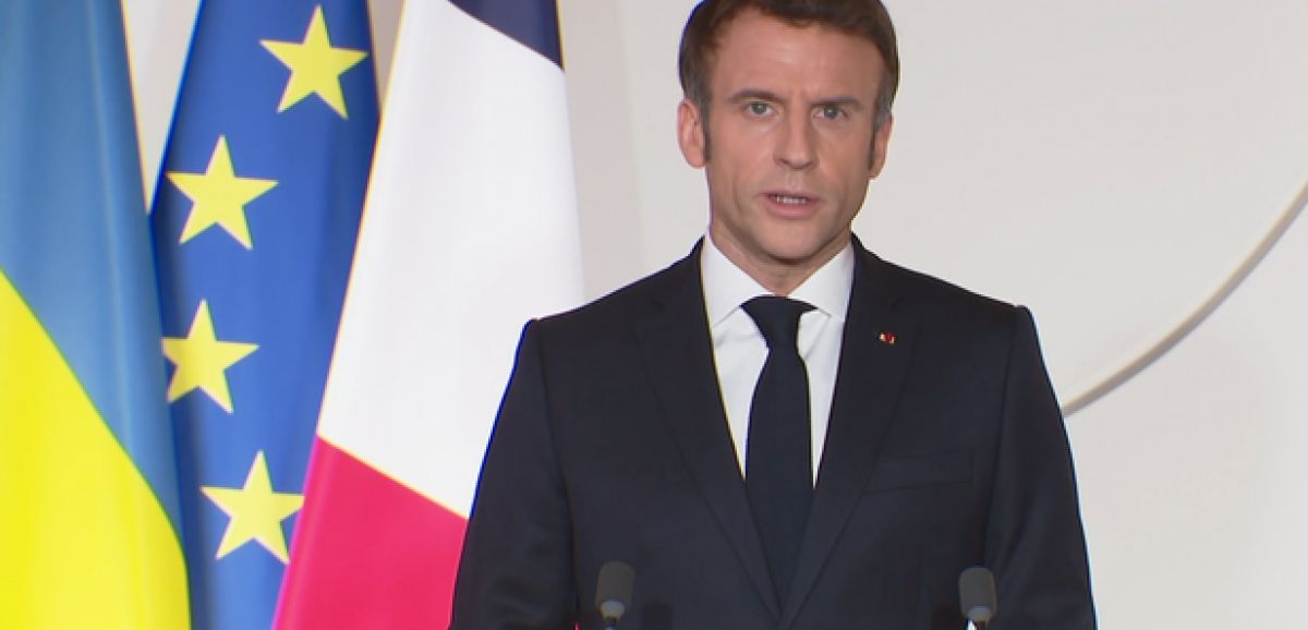 Emmanuel Macron à Kiev : "Je suis venu adresser un message d'unité européenne et de soutien"