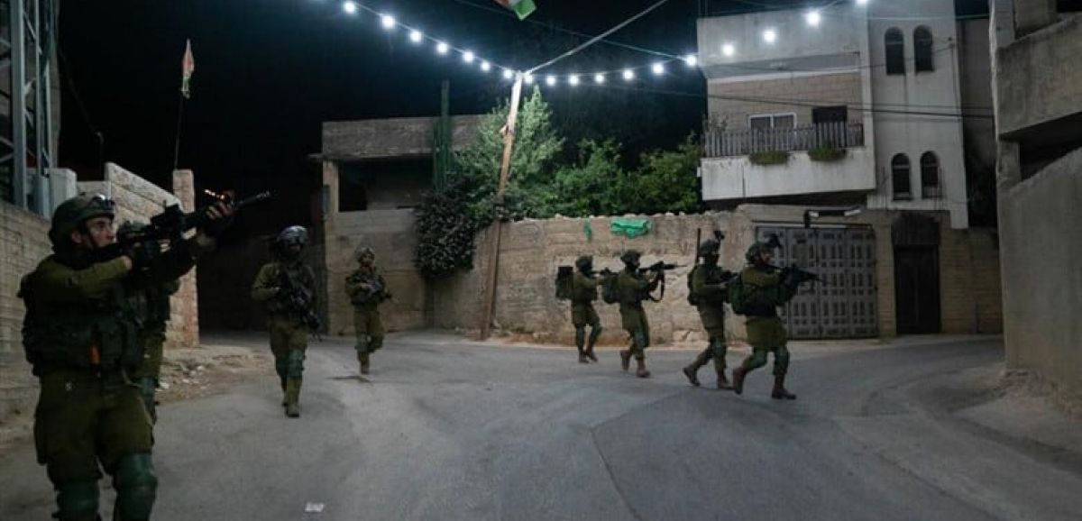 12 suspects terroristes palestiniens arrêtés par Tsahal en Judée-Samarie