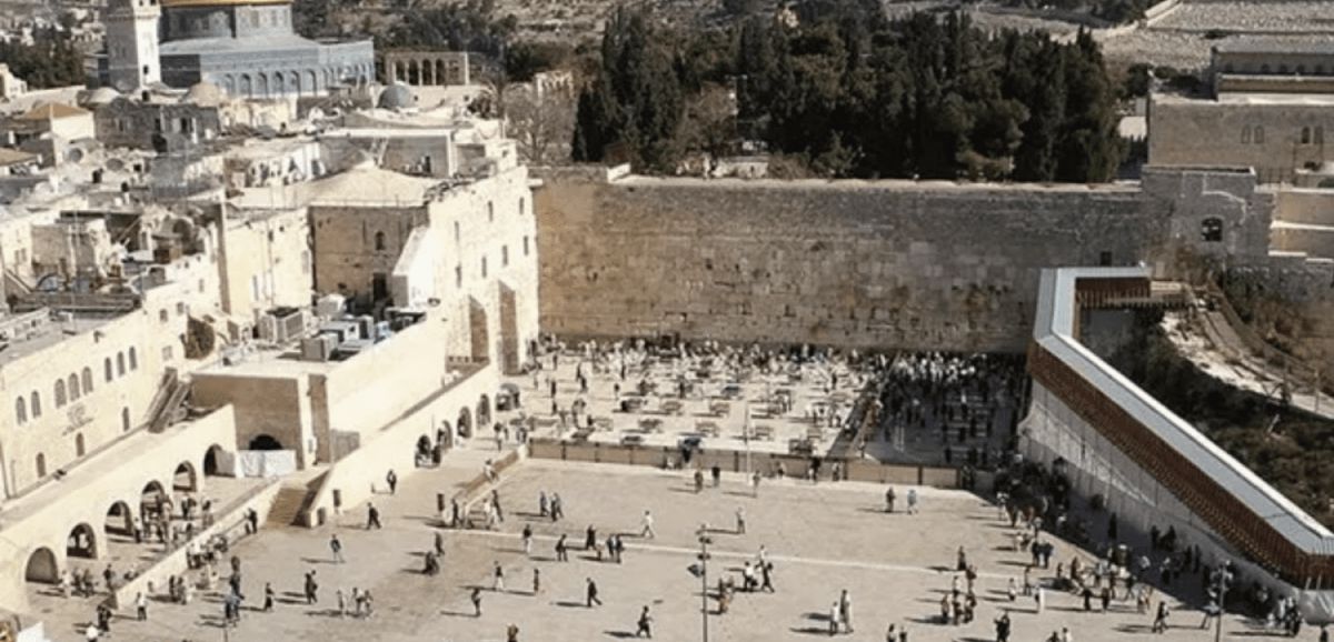 L'Agence juive veut un renforcement de la sécurité au Mur Occidental après des incidents contre la section égalitaire