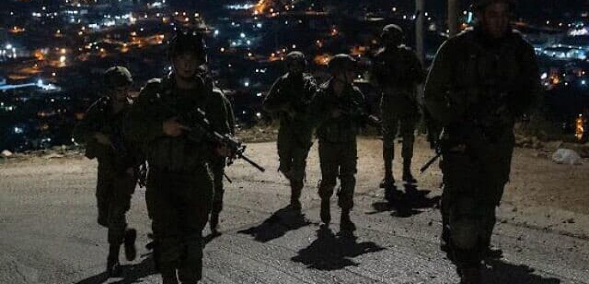 Tsahal arrête 4 suspects terroristes palestiniens en Judée-Samarie
