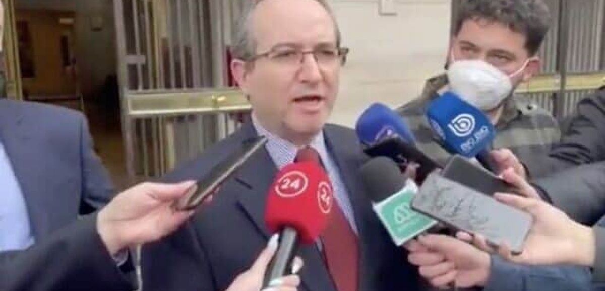 Le ministre des Affaires étrangères chilien s'excuse après que le président a refusé d'accepter l'ambassadeur d'Israël