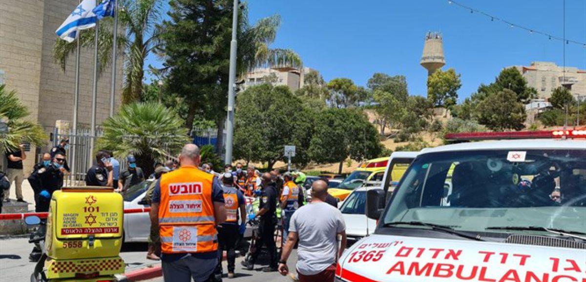 Un mort et 3 blessé lors d'une fusillade près de Jérusalem
