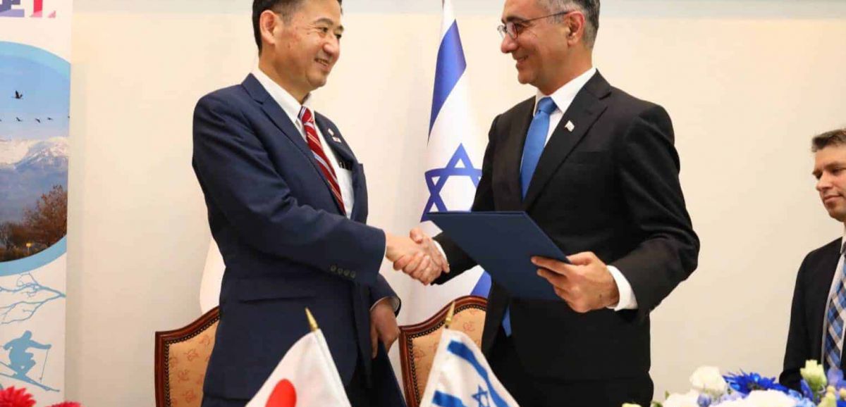 Israël et le Japon signent un accord de visa "vacances-travail"