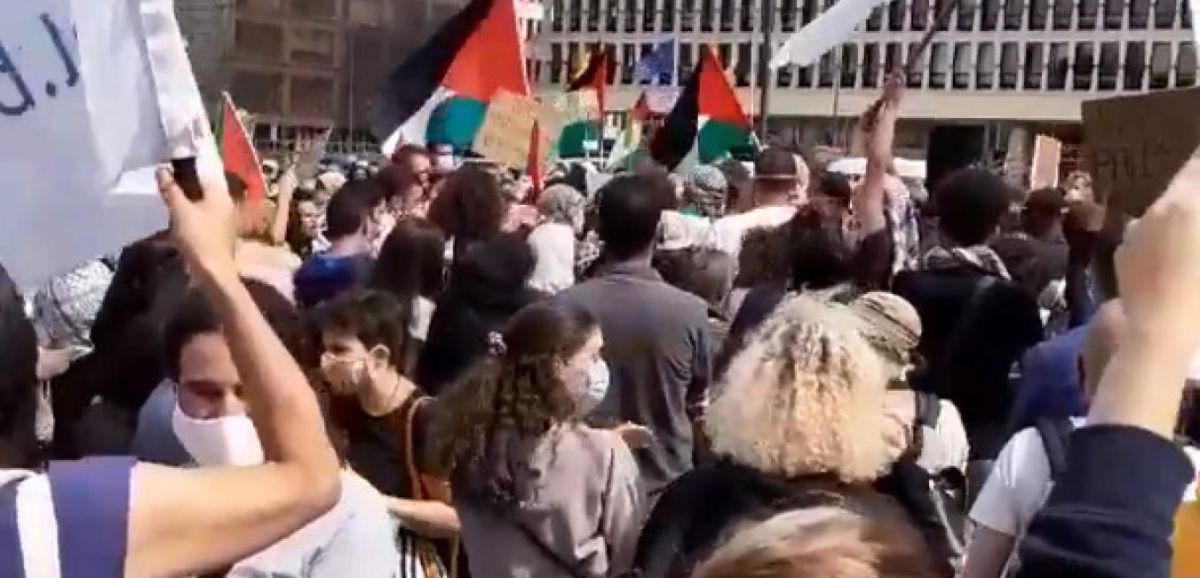 En Belgique, des manifestants scandent le nom d'un lieu où des Musulmans ont massacré des Juifs
