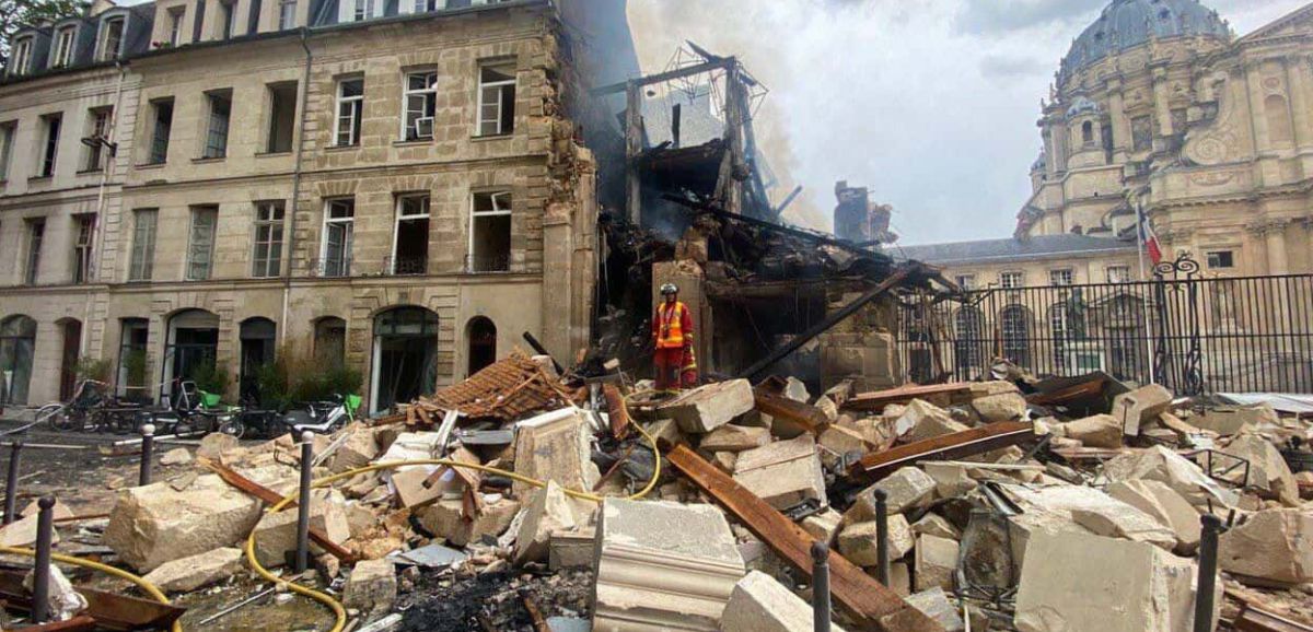 Explosion d'un immeuble à Paris : 37 blessés dont 4 au pronostic vital engagé