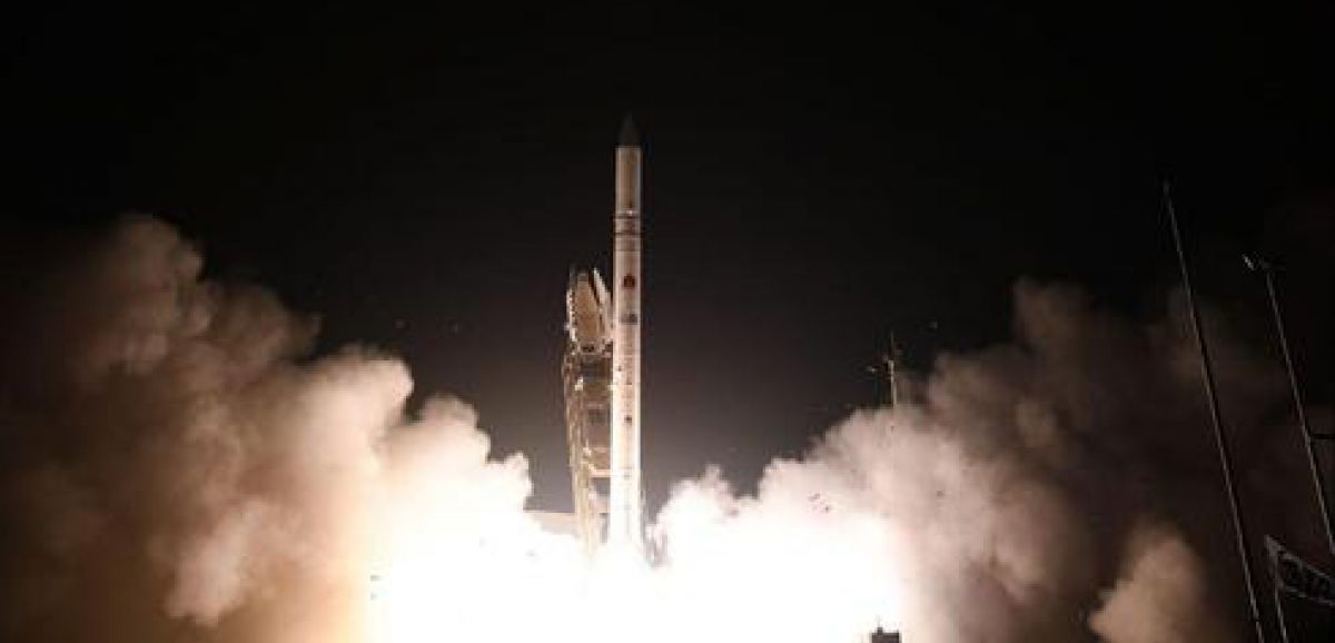 Israël annonce avoir lancé un nouveau satellite de reconnaissance avec succès