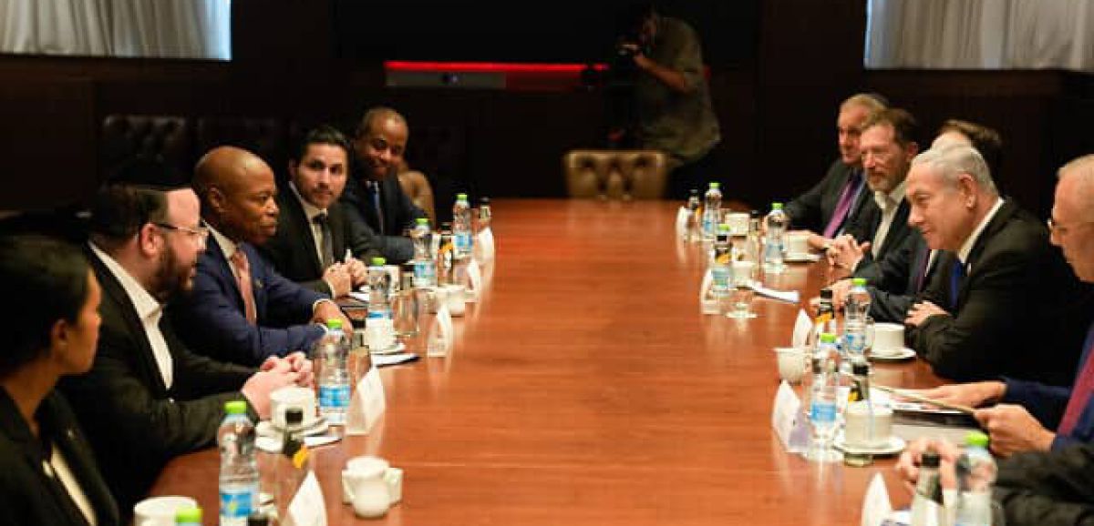 Le maire de New York a rencontré Benyamin Netanyahou et des dirigeants des implantations