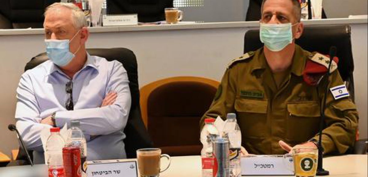 Aviv Kochavi, en quarantaine après un contact avec une personne infectée par le coronavirus