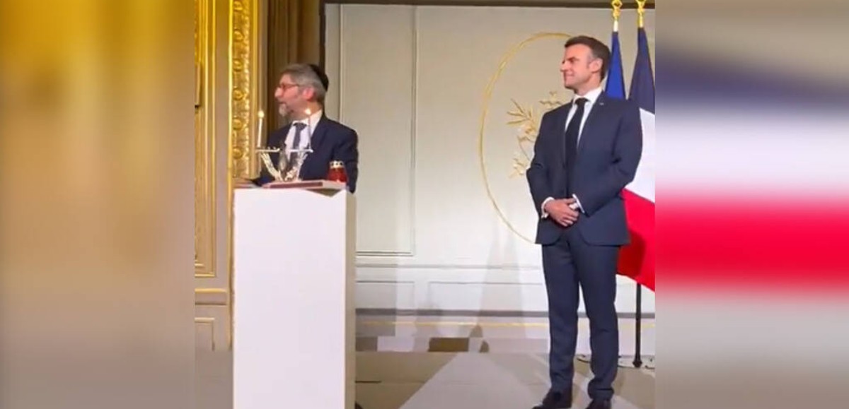 Emmanuel Macron assiste à l'allumage de Hannouka à l'Elysée en présence du Grand Rabbin de France, la polémique enfle