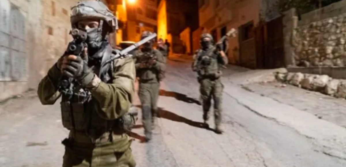 Judée-Samarie : 21 Palestiniens recherchés arrêtés lors d'opérations antiterroristes israéliennes