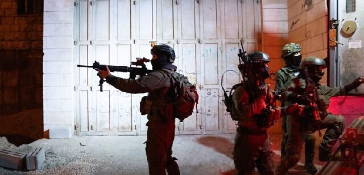 Tsahal élimine 3 terroristes et en arrête 14 autres lors d'un raid à Jénine