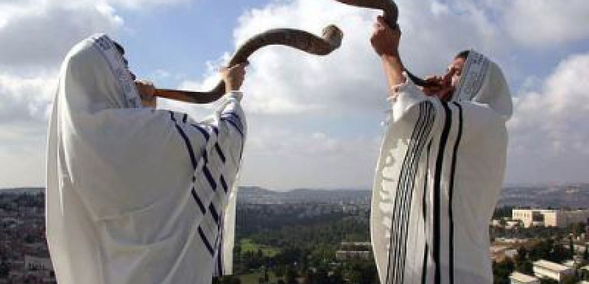 Des chanteurs et sonneurs de choffar vont voyager librement vers Israël