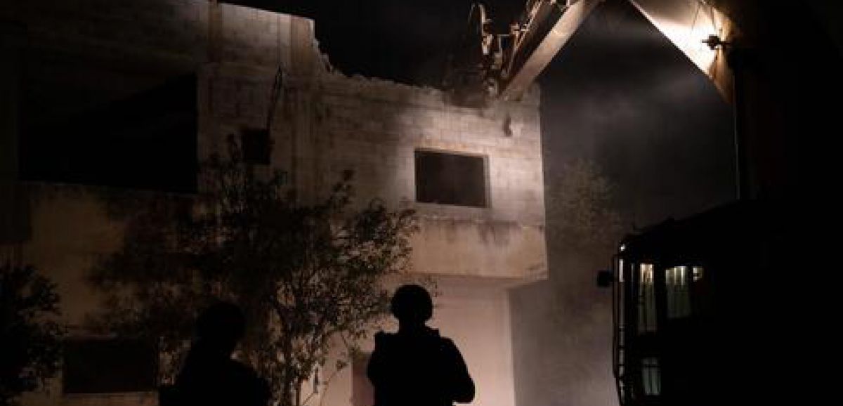 Tsahal démolit la maison d'un Palestinien accusé du meurtre du Rabbin Shai Ohayon