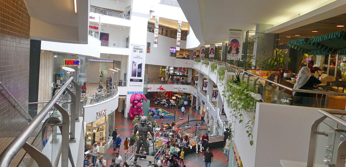 Les centres commerciaux pourront rouvrir dans les villes "vertes" en Israël