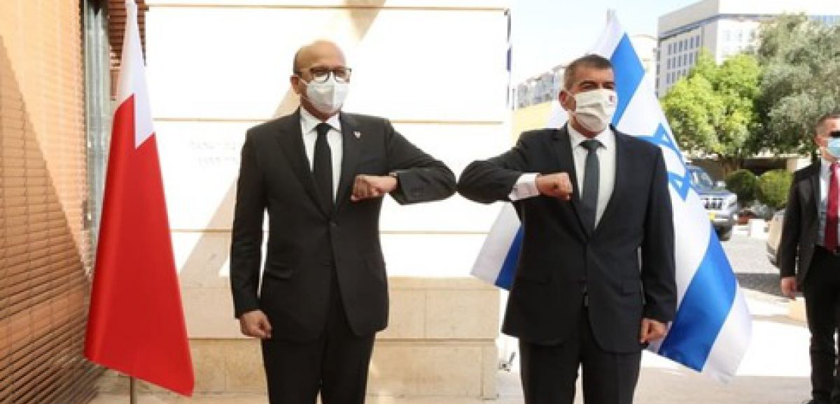 Gabi Ashkenazi annonce l'ouverture d'ambassades au Bahreïn et en Israël