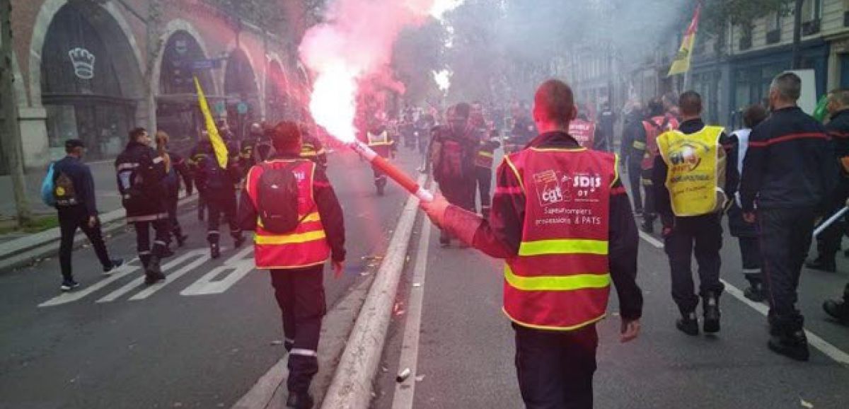 Manifestations à Paris: 95 interpellations et 67 policiers blessés