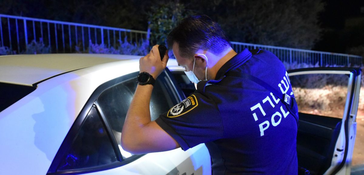 La police israélienne prêt à interdire les rassemblements illégaux du Nouvel An