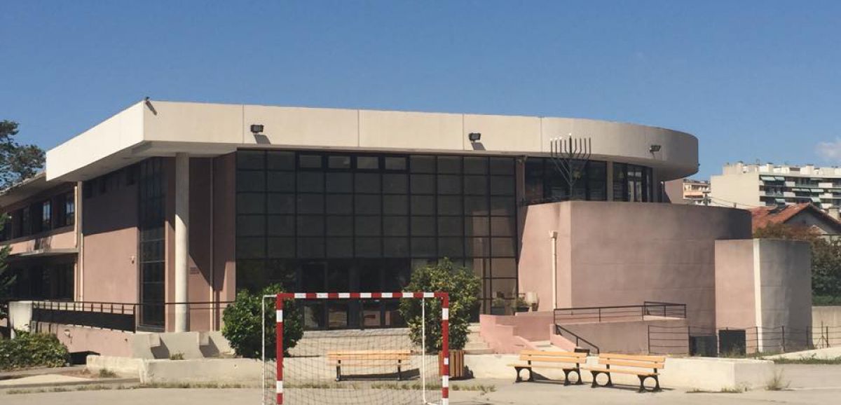 Un individu armé d'un couteau près de l'école Yavne à Marseille interpellé