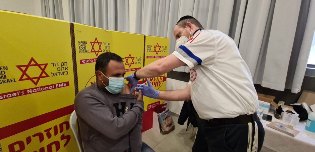 Le rythme de vaccination en forte baisse en Israël