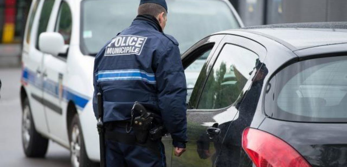 Un mort et un blessé par balles devant l'hôpital Henri Dunant à Paris