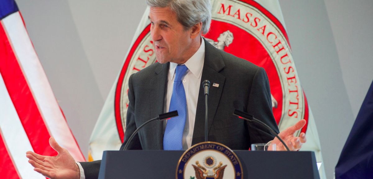 John Kerry nie avoir informé le ministre iranien des Affaires étrangères de frappes d'Israël en Syrie