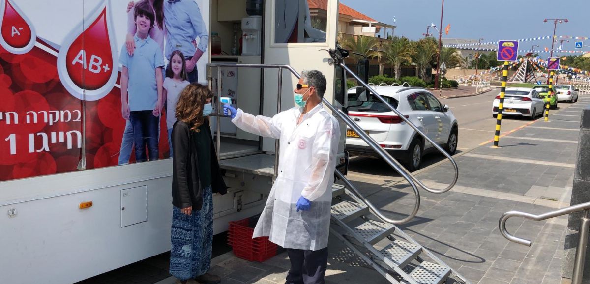 Un patient israélien atteint du coronavirus, dans un état critique une semaine après sa sortie de l'hôpital