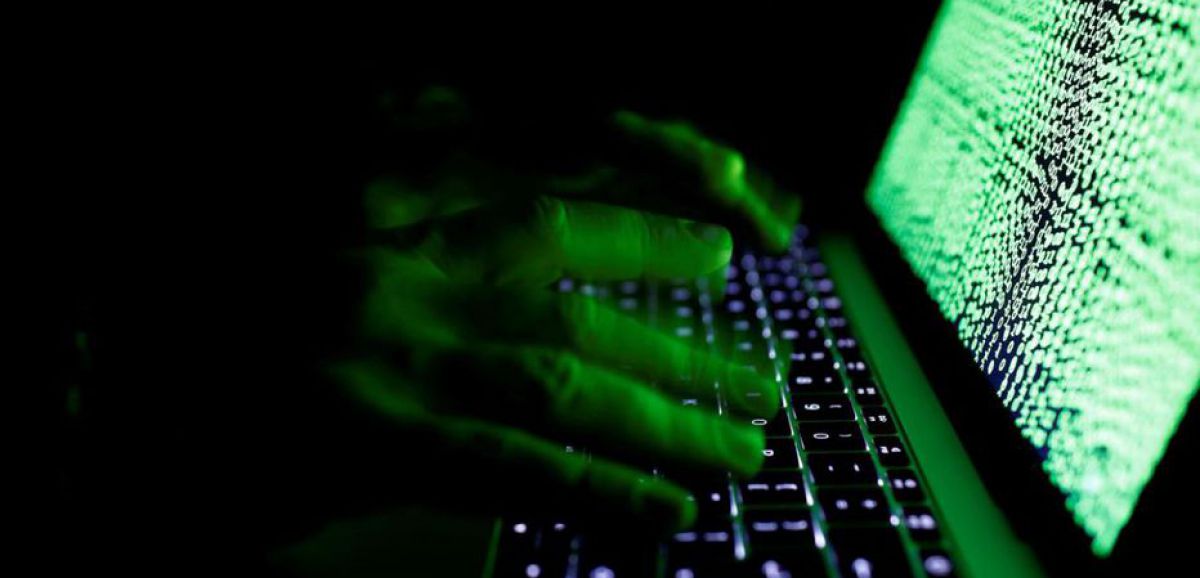 Facebook démantèle un groupe de pirates informatiques d'Iran