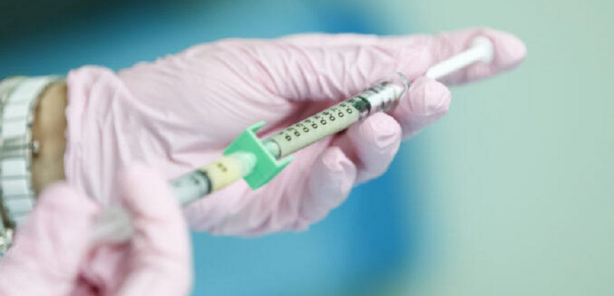 Le vaccin Moderna sera administré aux plus de 18 ans en Israël pour leur 1ere dose
