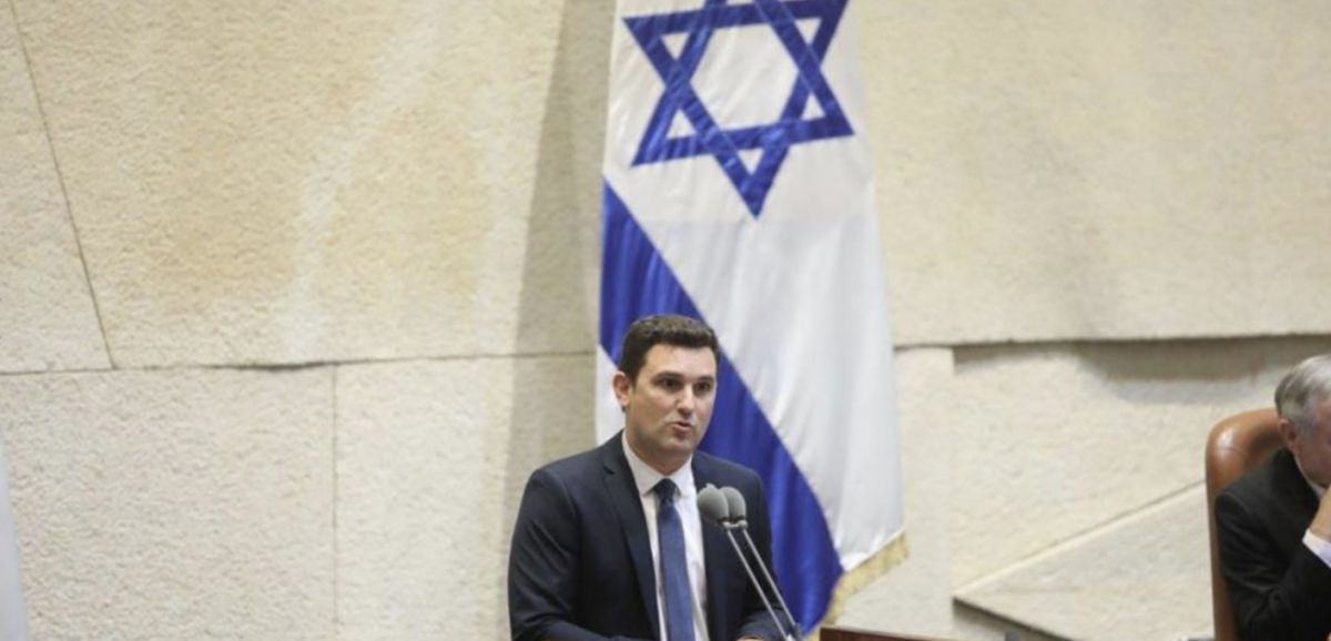 Le plénum de la Knesset a commencé à voter les projets de loi nécessaires pour la formation d'un gouvernement