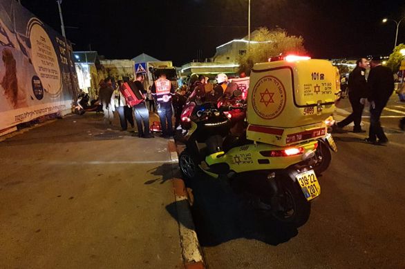 12 soldats israéliens blessés dans une attaque à la voiture-bélier à Jérusalem
