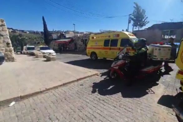 Un soldat israélien blessé en Judée-Samarie, un policier légèrement touché près du Mont du Temple