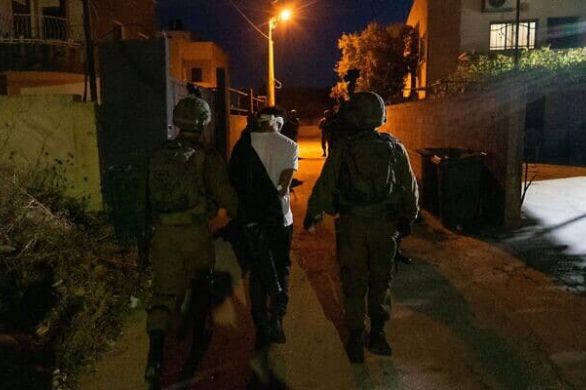Tsahal arrête 12 Palestiniens dans des raids en Judée-Samarie