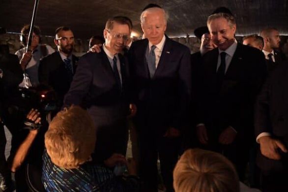 Joe Biden s'est rendu au mémorial de la Shoah Yad Vashem