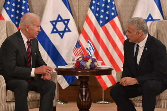 Yaïr Lapid et Joe Biden commencent leur entretien à Jérusalem