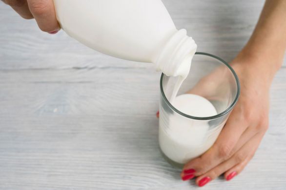 Ibuprofen, Bézafibrate et Caféine trouvés dans du lait en Israël