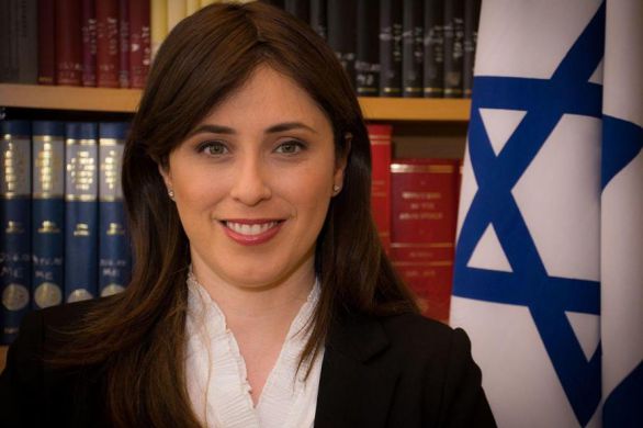 Tzipi Hotovely accepte le poste d'ambassadrice d'Israël au Royaume-Uni