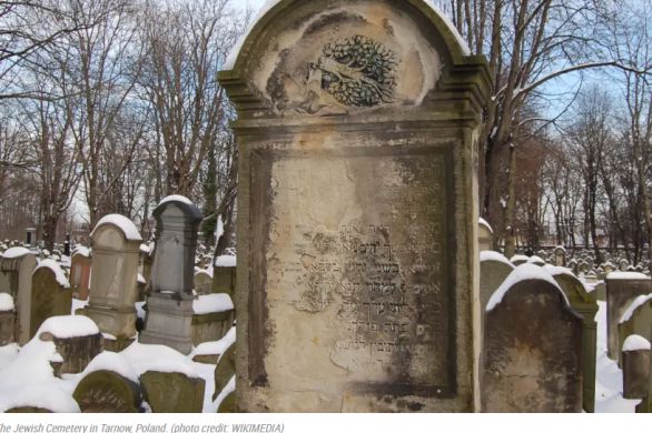 Le cimetière juif de Tarnow en Pologne vandalisé
