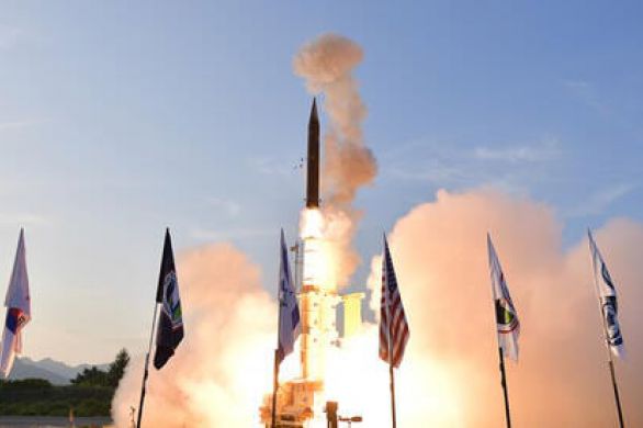 Israël et l'Allemagne en discussions avancées pour la vente du système de défense antimissile "Arrow 3"