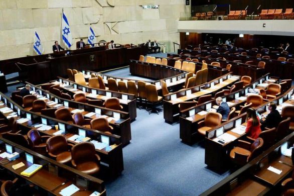 Israël : la Knesset reprend ses travaux ce dimanche après un mois d'interruption