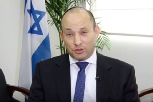 Naftali Bennett saisit quatre millions de dollars transférés d'Iran au Hamas