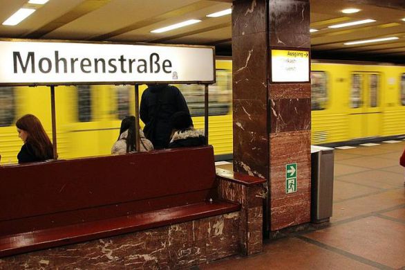 Berlin: le nom d’une station de métro jugé raciste renommée du nom d’un antisémite