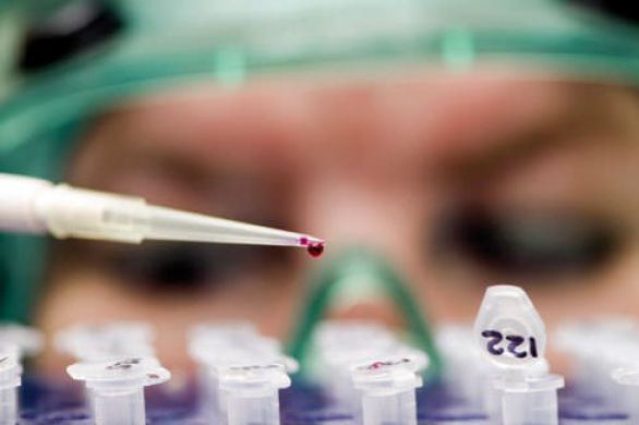 Le Technion trouve un moyen d’accélérer le dépistage sanguin du coronavirus de 98 %