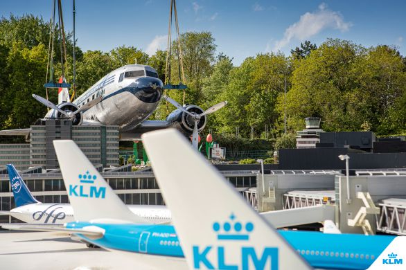 KLM mis en cause après avoir contraint la voisine d'un voyageur juif orthodoxe à changer de siège
